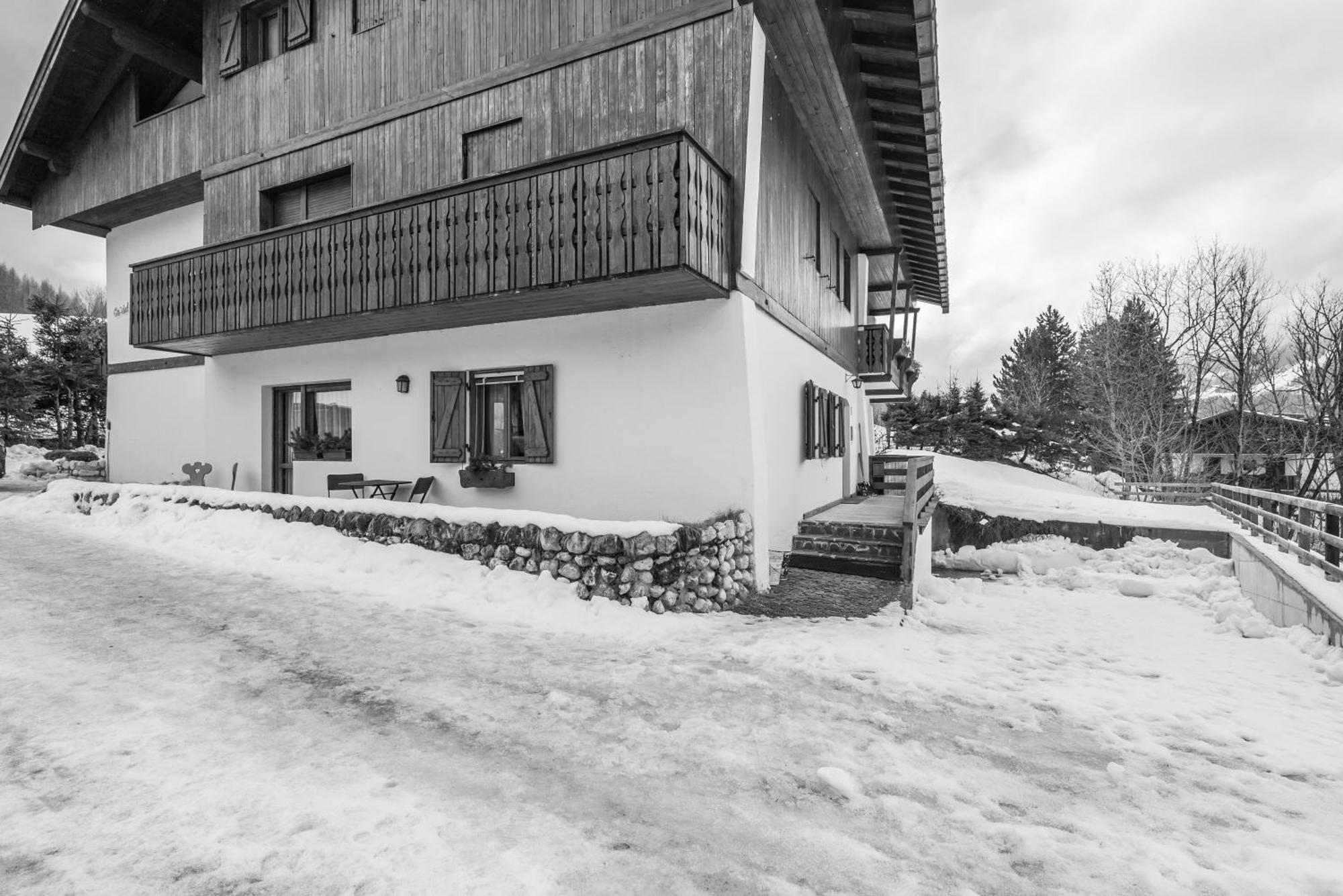 Apartament Ca' Dello Scoiattolo Cortina dʼAmpezzo Zewnętrze zdjęcie